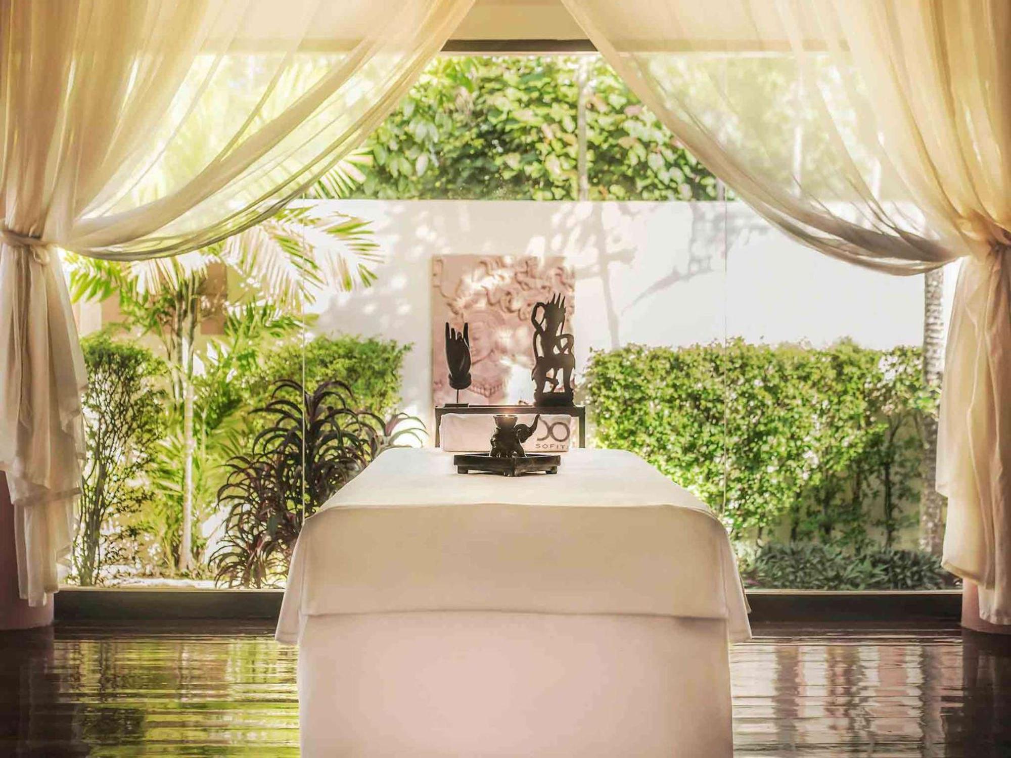 Sofitel Angkor Phokeethra Golf & Spa Resort Siem Reap Buitenkant foto