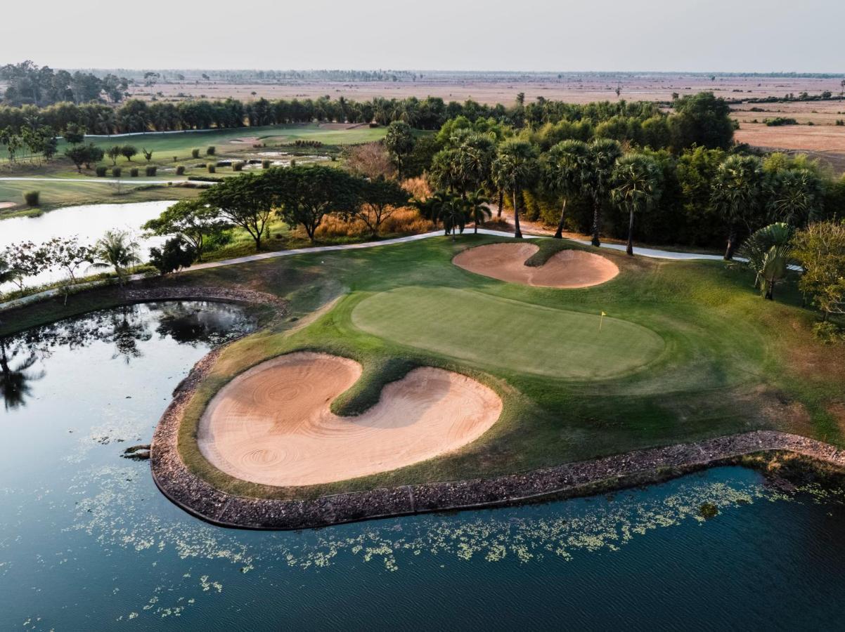 Sofitel Angkor Phokeethra Golf & Spa Resort Siem Reap Buitenkant foto